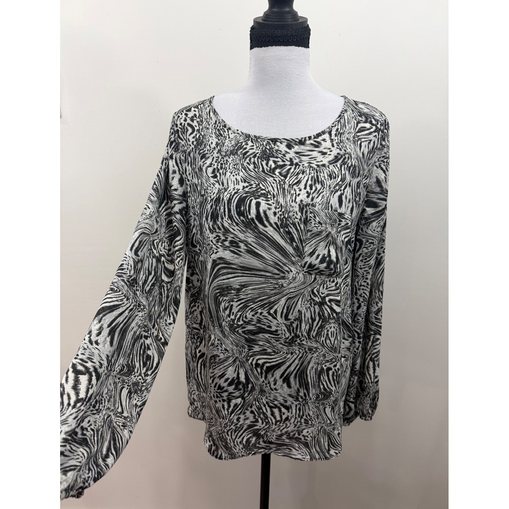 Cupio Womens Small Black White Animal Print Split Back Long Sleeve Blouse Top